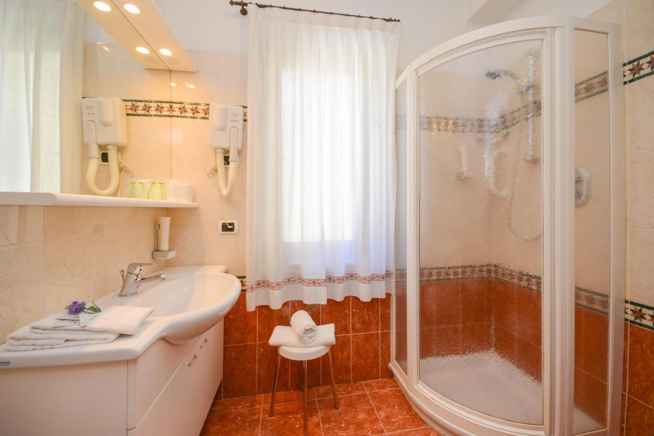 Hotel Corona 3* Pinzolo