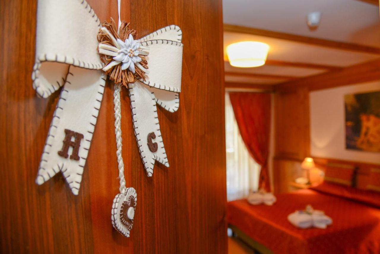 Hotel Corona Hotel