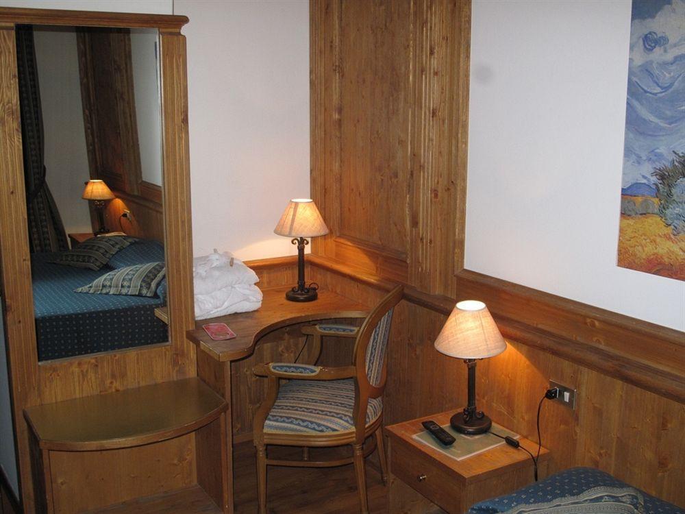 Hotel Hotel Corona