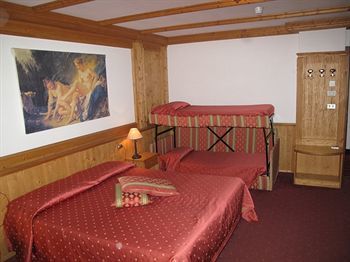Hotel Hotel Corona Pinzolo Wellness Dolomite&Family 3*