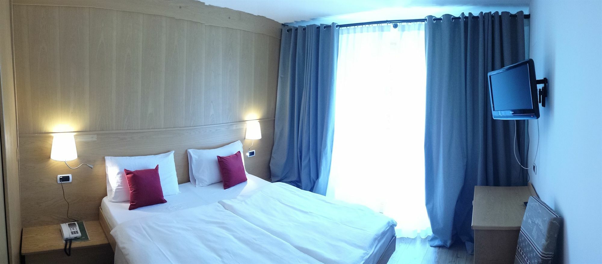 Hotel Hotel Corona